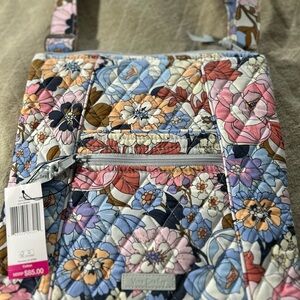 Vera Bradley, Aloha Blooms Hipster, NWT